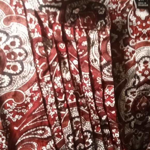 New 2X burgundy blouse by Talbots - Picture 3 of 8